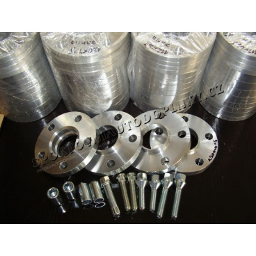 Duralové podložky pre rozšírenie nápravy vrátane príslušenstva Duralové podložky pre rozšírenie nápravy vrátane príslušenstva