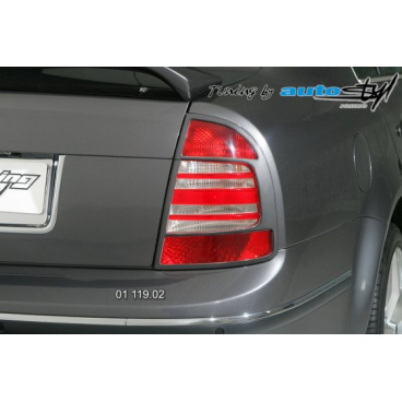 Škoda Superb rámček zadných svetiel - pre lak Superb