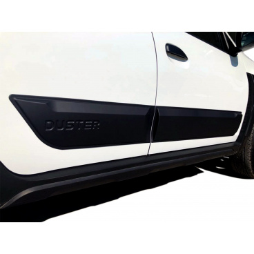 Masívne plastové bočné kryty dverí Dacia Duster 2018+ Masívne plastové bočné kryty dverí Dacia Duster 2018+