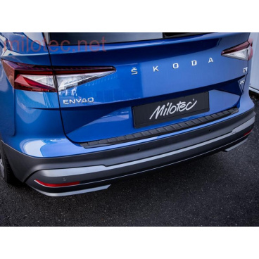 Prah piatych dverí s výstupkami čierny lesklý Škoda Enyaq, od r.v. 2020 Prah piatych dverí s výstupkami čierny lesklý Škoda Enyaq, od r.v. 2020