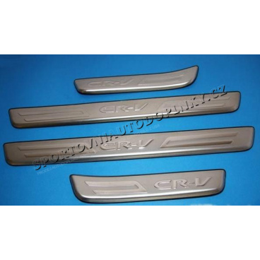 Honda CRV 2002-05 chróm prahové lišty