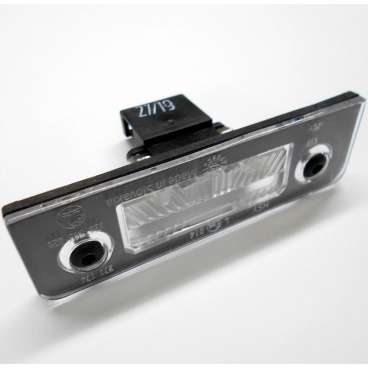 Originálne zadné osvetlenie ŠPZ Škoda Octavia III 2013+ Originálne zadné osvetlenie ŠPZ Škoda Octavia III 2013+