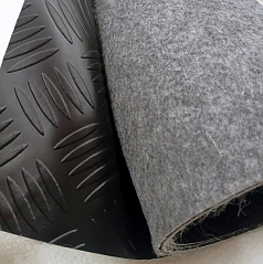 Protišmyková čierna gumová rohož so vzorom šachovnicového plechu 200 x 100 cm