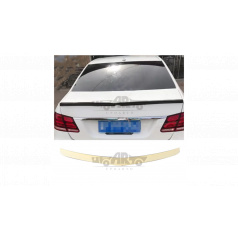 Zadné krídlo Mercedes-Benz E W212 Lip Gloss Black
