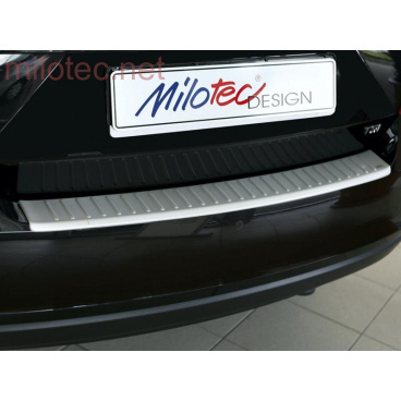 Prah piatych dverí s výstupky, ABS-strieborný, Škoda Rapid 2013+