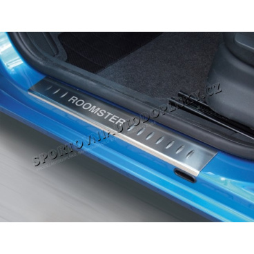 Ochranné kryty prahov s výstupkami, nerez, Škoda Roomster & Facelift 2010 Ochranné kryty prahov s výstupkami, nerez, Škoda Roomster & Facelift 2010