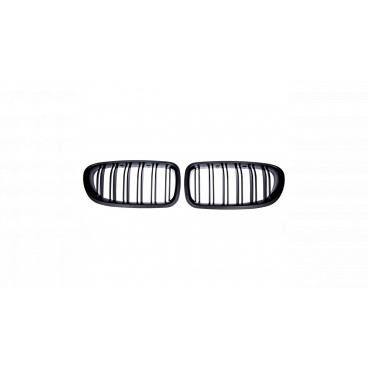 Mriežka BMW 5 F10 F11 dvojité rebrovanie Matná čierna Mriežka BMW 5 F10 F11 dvojité rebrovanie Matná čierna