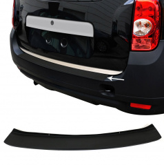 Masívny plastový kryt zadného nárazníka Omtec Dacia Duster 2010-18