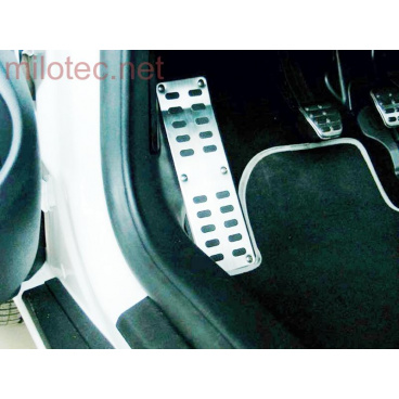 Športová opierka nohy, Škoda Octavia II. 2004-2012