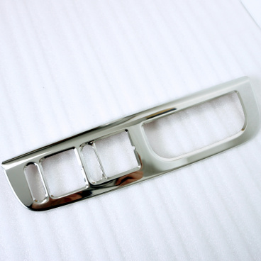 Nerez krycí panel ovládaní levých dveří pro určité modely aut Nerez krycí panel ovládaní levých dveří pro určité modely aut