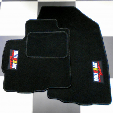 Mitsubishi Lancer luxusní textilní černé autokoberce s logem Ralliart Mitsubishi Lancer luxusní textilní černé autokoberce s logem Ralliart