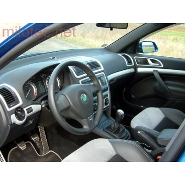 Dekory interiéru, sada 1 (lišty palubnej dosky a dverí 7 ks) ABS-strieborné matné, Škoda Octavia II, Škoda Octavia II Facelift Dekory interiéru, sada 1 (lišty palubnej dosky a dverí 7 ks) ABS-strieborné matné, Škoda Octavia II, Škoda Octavia II Facelift