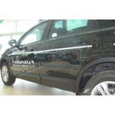 Nissan Qashqai +2, 2009-2013, suv, boční ochranné lišty dveří Nissan Qashqai +2, 2009-2013, suv, boční ochranné lišty dveří