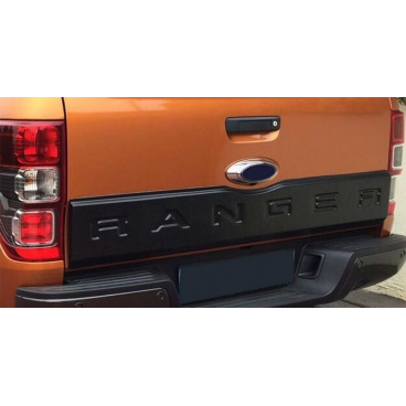 Zadní plastový kryt s logem pro Ford Ranger 2012-22 Zadní plastový kryt s logem pro Ford Ranger 2012-22