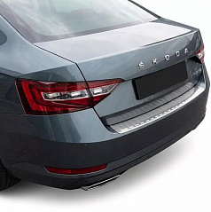 Nerezový brúsený kryt zadného nárazníka Škoda Superb III liftback 2015–2024