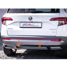 Stredová lišta zadného nárazníka červená Škoda Karoq 2017+