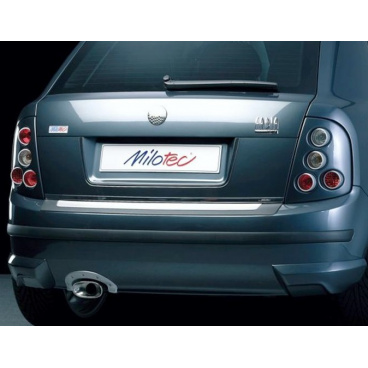 Rozšírenie zadného nárazníka - strieborné matné - Škoda Fabia I Limousine 2000-2007 Rozšírenie zadného nárazníka - strieborné matné - Škoda Fabia I Limousine 2000-2007