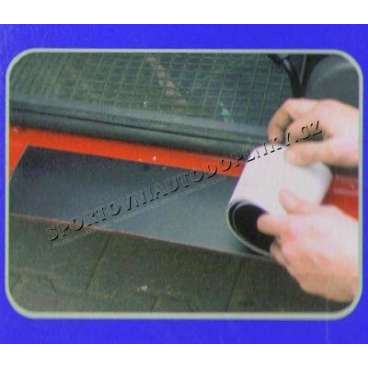 Ochranná čierna fólia na zadný nárazník alebo prahy Ochranná čierna fólia na zadný nárazník alebo prahy