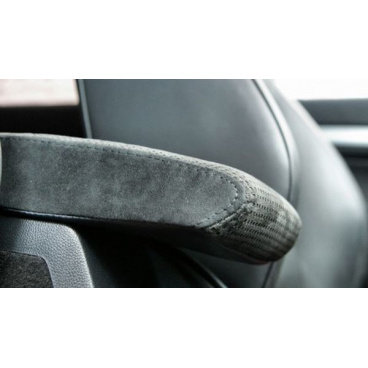 Škoda Octavia II 04-09 - PERFORATED poťah lakťovej opierky Jumbo Boxu z ALACANTARY - BLACK/WHITE Škoda Octavia II 04-09 - PERFORATED poťah lakťovej opierky Jumbo Boxu z ALACANTARY - BLACK/WHITE