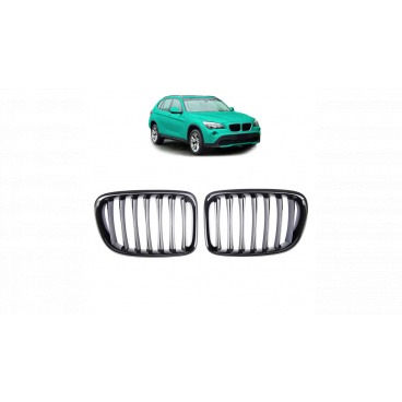 Gril BMW X1 E84 jednotlivé rebro Lesklá čierna