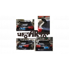 Zadné krídlo Mercedes-Benz GLA X156 Lesklá čierna