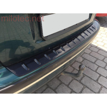 Prah piatych dverí s výstupky, ABS-čierna metalíza Škoda Fabia I Combi, Sedan Prah piatych dverí s výstupky, ABS-čierna metalíza Škoda Fabia I Combi, Sedan