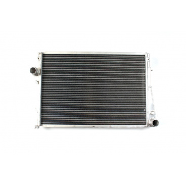 Chladič vody BMW E46 Chladič vody BMW E46