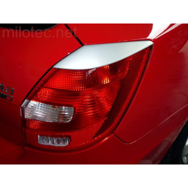 Kryty zadných svetiel Milotec ABS strieborné Škoda Fabia II