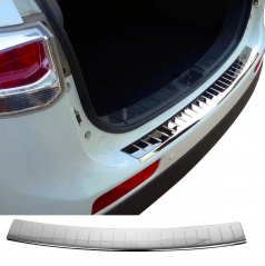 Nerez leštený panel zadného nárazníka Škoda Superb III kombi 2015+
