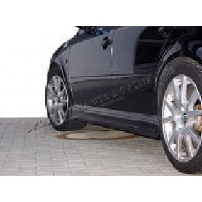 Škoda Octavia - bočné prahy Neodesign