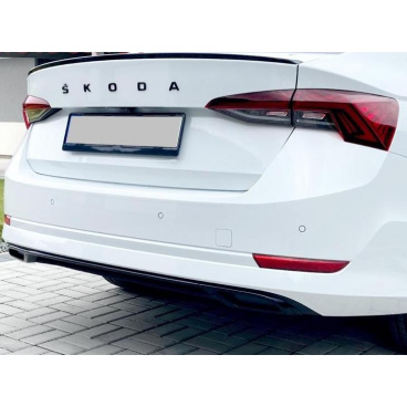 Škoda Octavia 4 2020+ koncovky výfuku so stredovou lištou, čierne lesklé